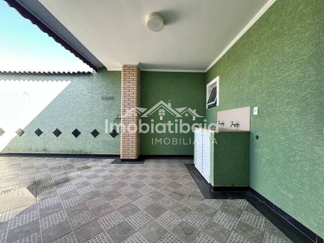 Casa para Venda em Atibaia - 2
