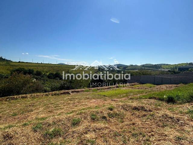 Área para Venda em Atibaia - 4