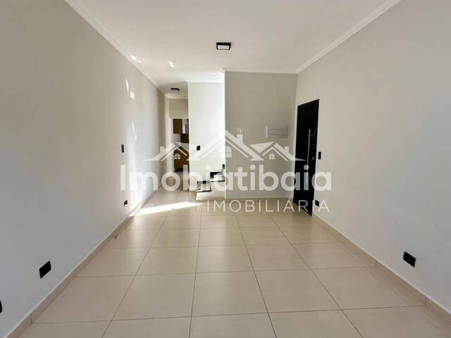 Casa para Venda em Atibaia - 3
