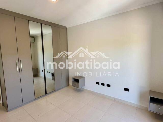 Casa para Venda em Atibaia - 4