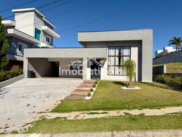 Casa para Venda em Atibaia - 2