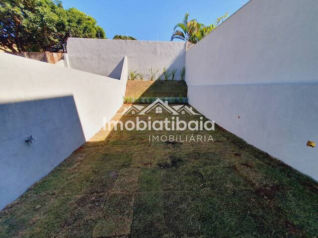 Casa para Venda em Atibaia - 5