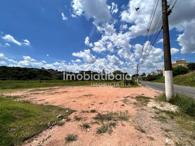 Área para Venda em Atibaia - 4